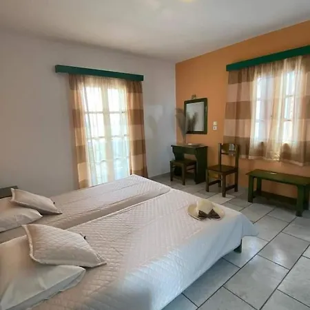 Apartment Kapares &