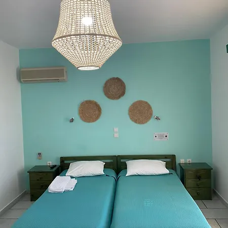 Kapares * Ajía Ána